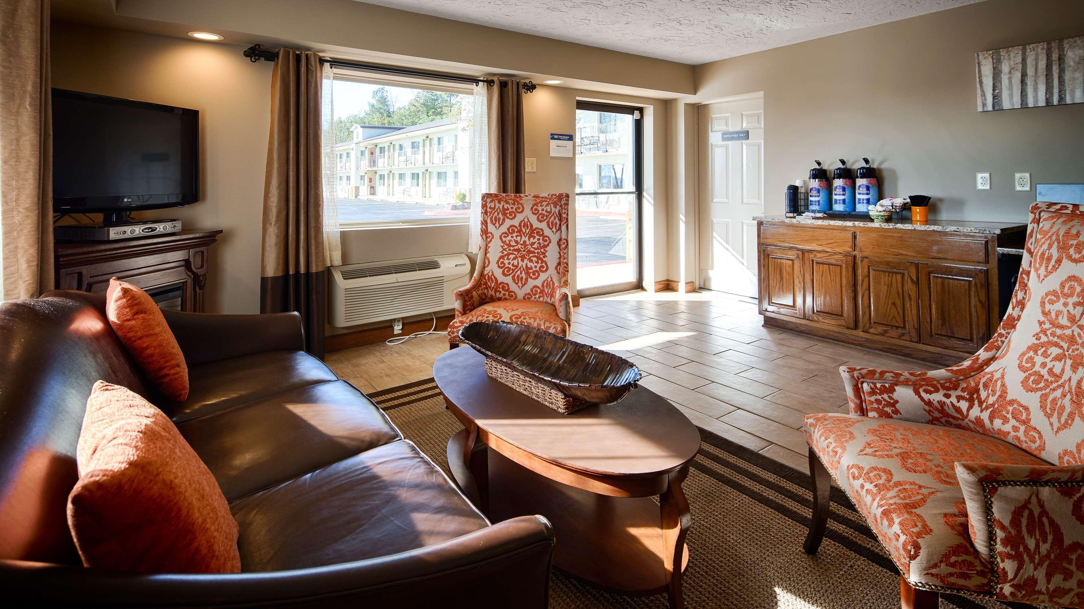 Quality Inn Clinton North Exterior photo
